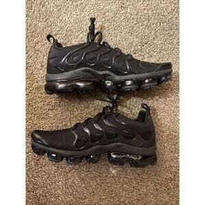 Nike Air VaporMax Plus Men’s Size 10.5 Triple Black Low